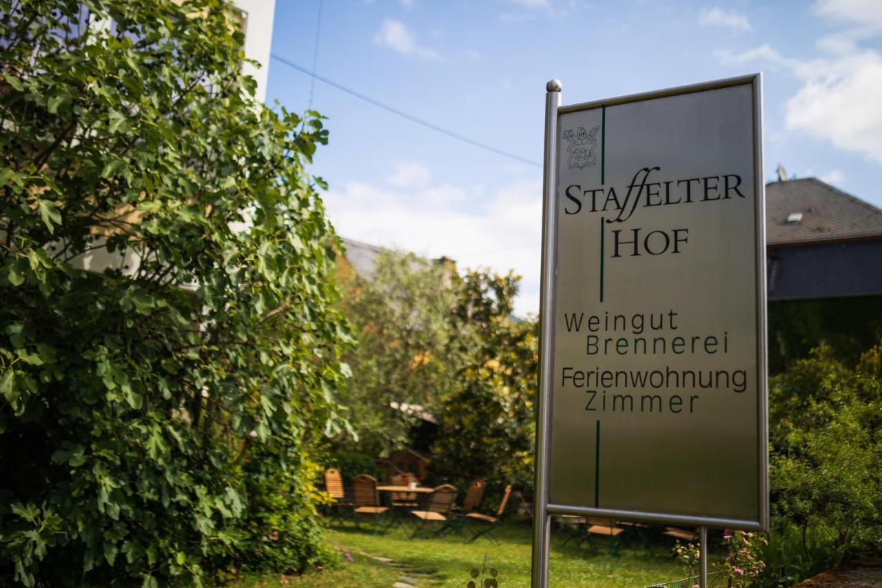 Bio-Weingut Staffelter Hof Guest House Krov Exterior photo